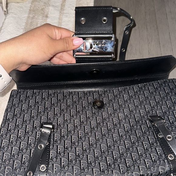 Dior Street Chic Monogram Bag - Picture 9 of 12